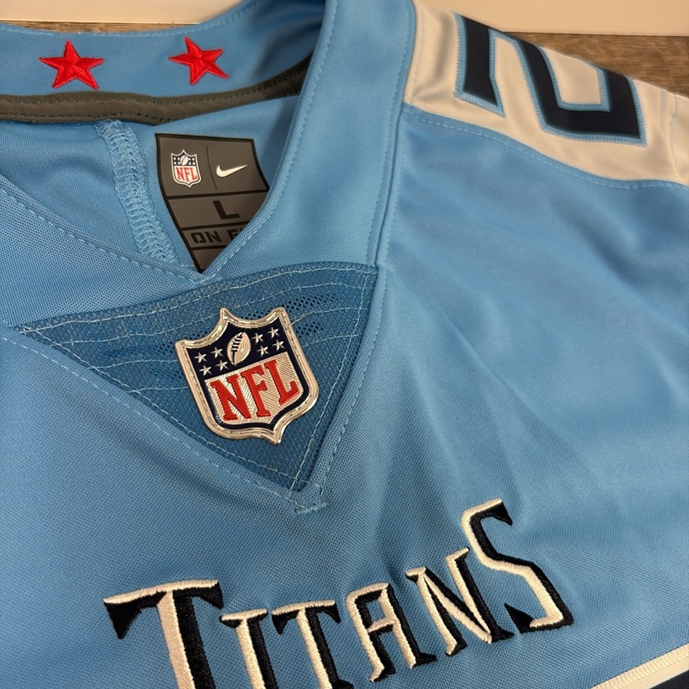 Men’s Nike Tennessee Titans Derrick Henry OnField Dri Fit Jersey Size Large - Picture 9 of 12